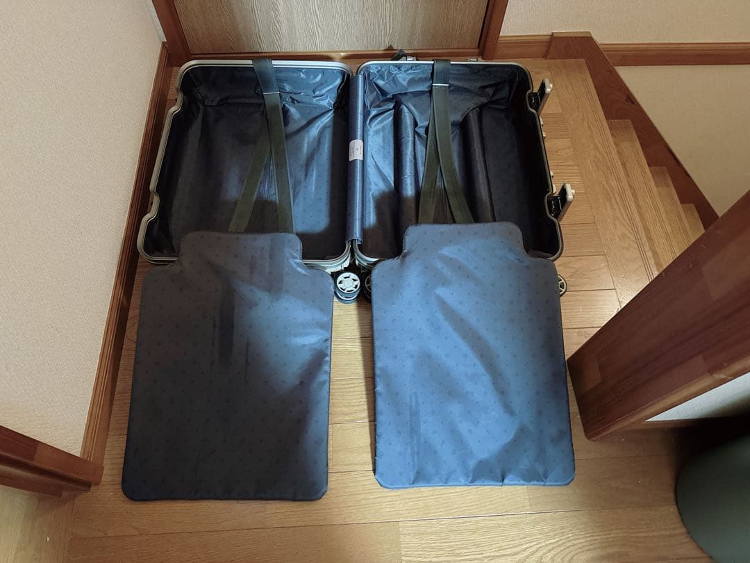 RIMOWA スーツケース　35L ゴールド