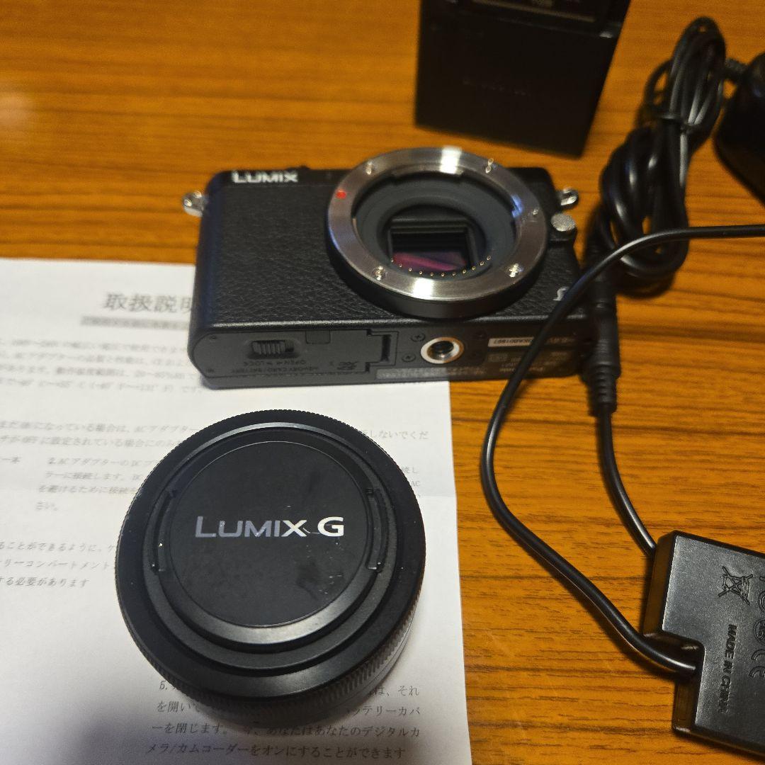 Panasonic LUMIX DMC-GM1ルミックスミラーレス一眼カメラ