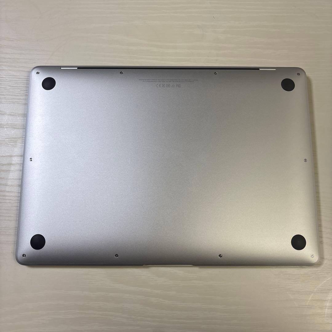 ⚫︎MacBook Air 13 インチ　箱付き　128GB