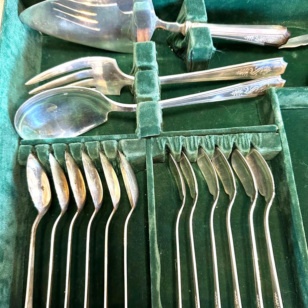 銀製SILVER950 3355ｇWAKOカトラリー83点セット