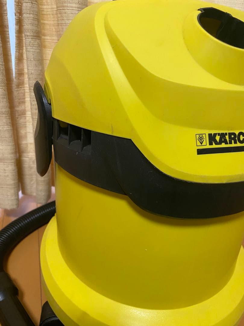 良品　KARCHER ケルヒャー 乾湿両用バキュームクリーナー WD2