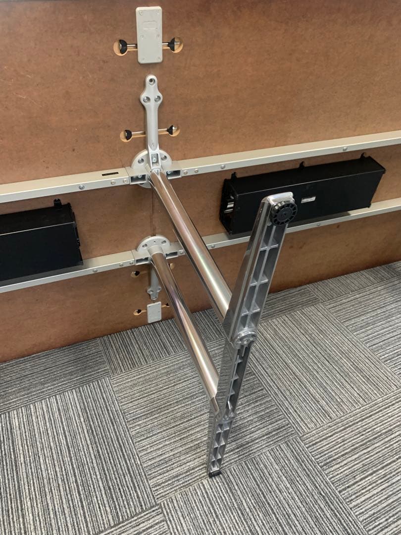 定価100万円越え！オカムラ ラティオ2シリーズ 3600ミーティングテーブル