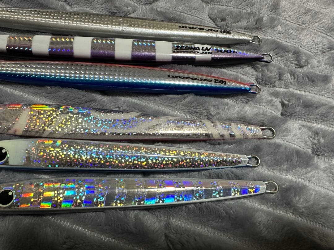 羽田ジグ　黒羽170✖️2 200✖️1 ウコロジク　250、300