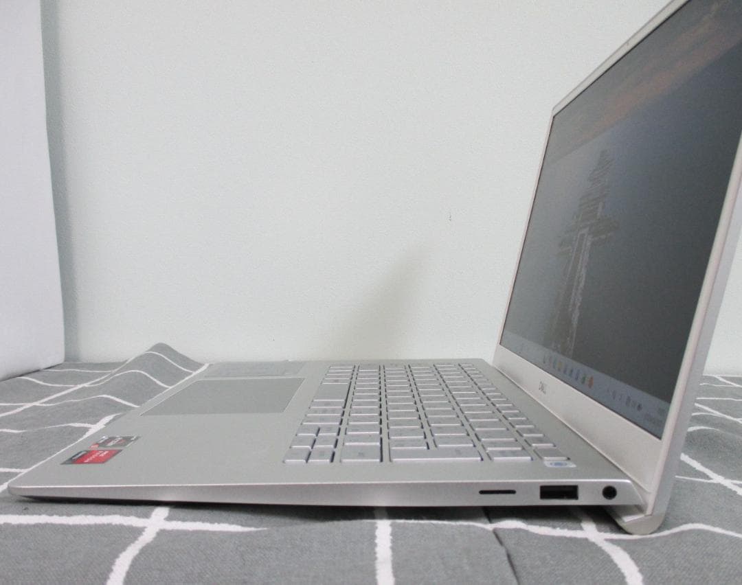 DELLモバイルノートPC Ryzen5 バッテリー98% Windows11