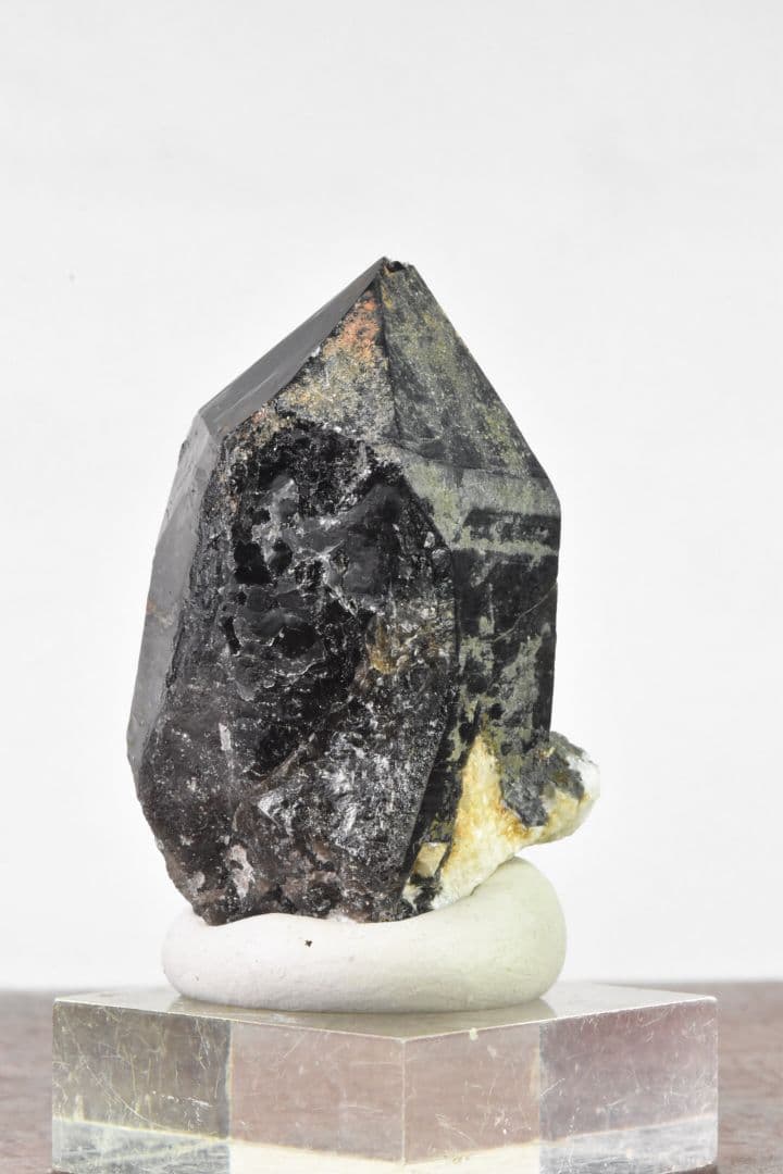 最新産出！ 岐阜県中津川市蛭川田原産 モリオンに近いスモーキークォーツ01