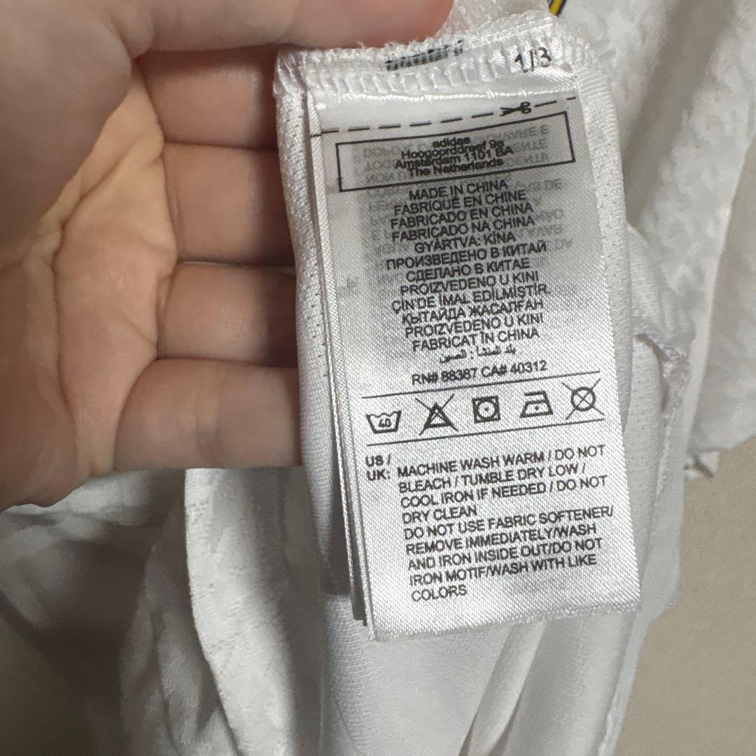 レアルマドリード 24-25 オーセンティック　ユニフォーム