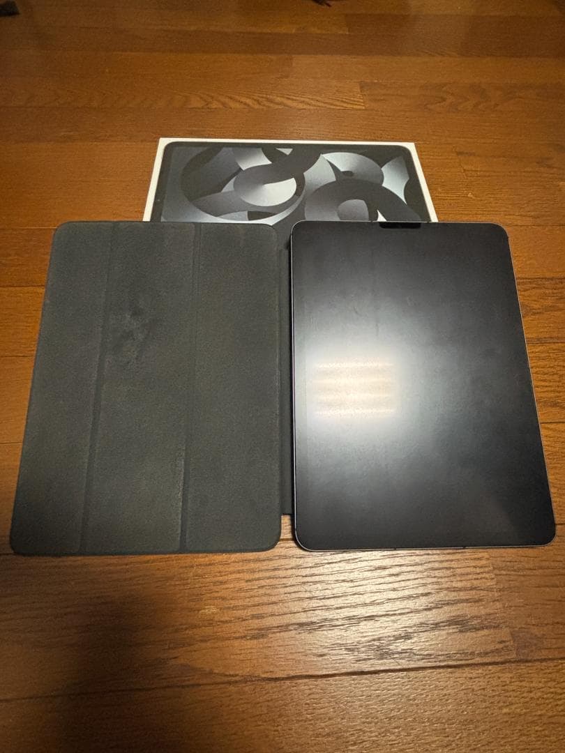 【merpari3】iPad Air（第五世代）Wi-Fi+Cellula