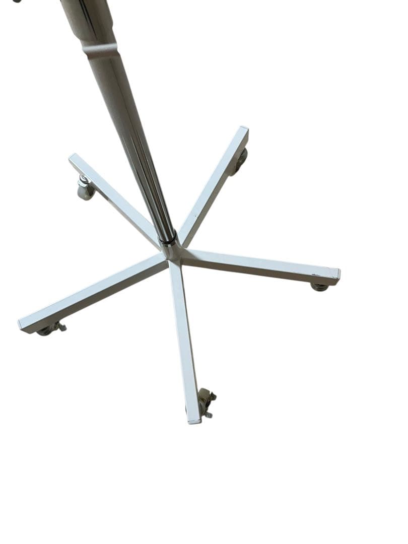 【美品】三角回転ネット什器 ロング ホワイト 3面 ネット キャスター付 回転式