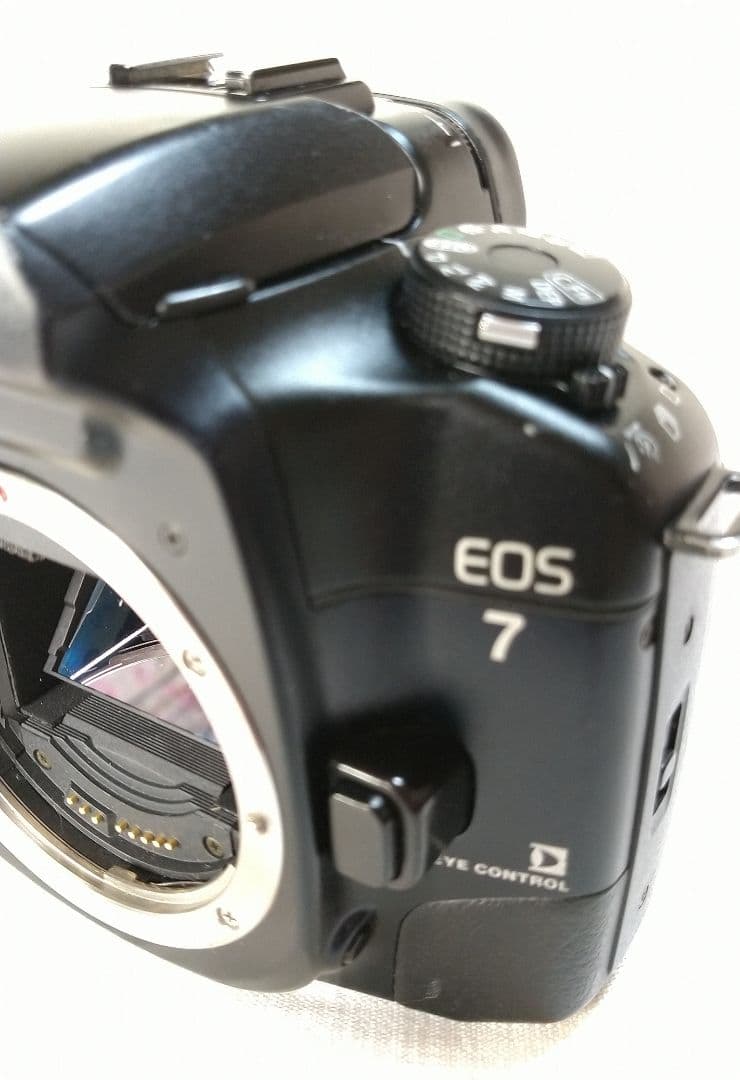 【完動品！】キヤノン EOS７ フイルム 一眼レフカメラ 2000年10月発売！