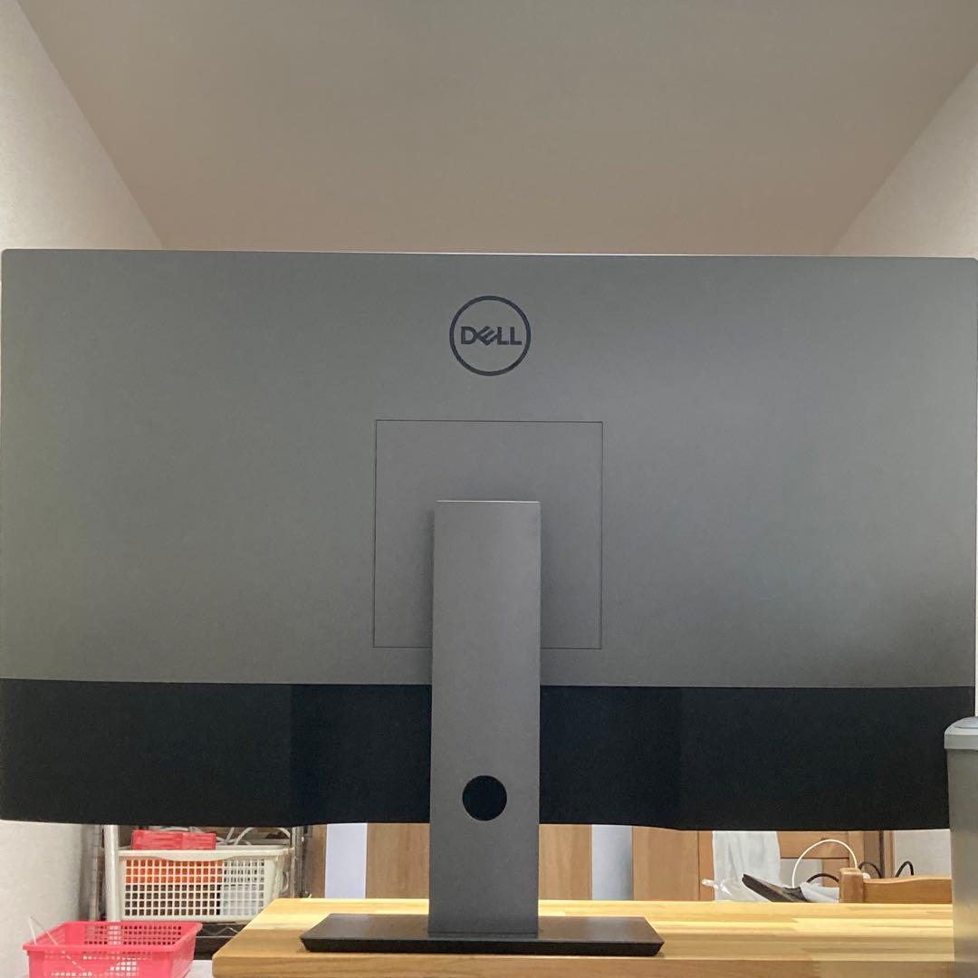 DELL U4320Q 42.51インチ PCモニター HDMI接続