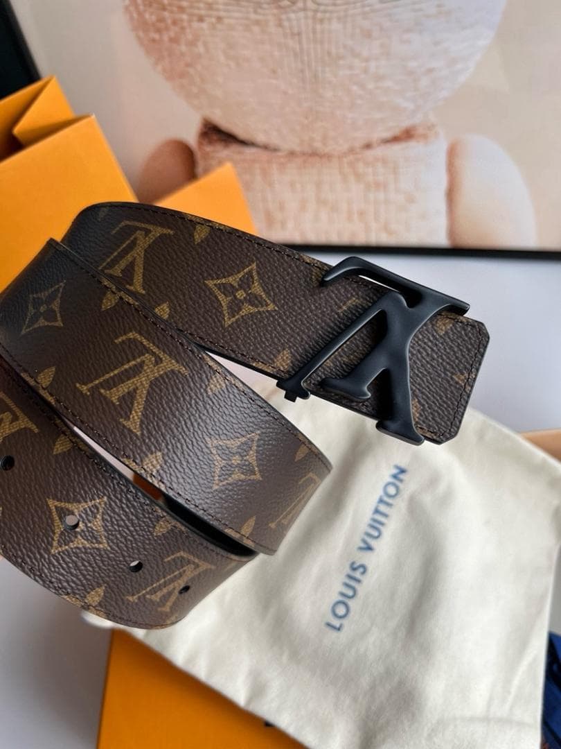 早い者勝ち！メンズ モノグラム レザーベルト