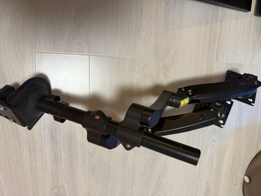 27インチモニター３台+モニターアーム２台セット