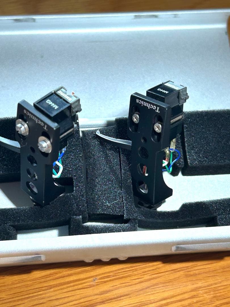 シュアーM44Gレコードカートリッジ二本セット、アルミケース、テクニクスシェル