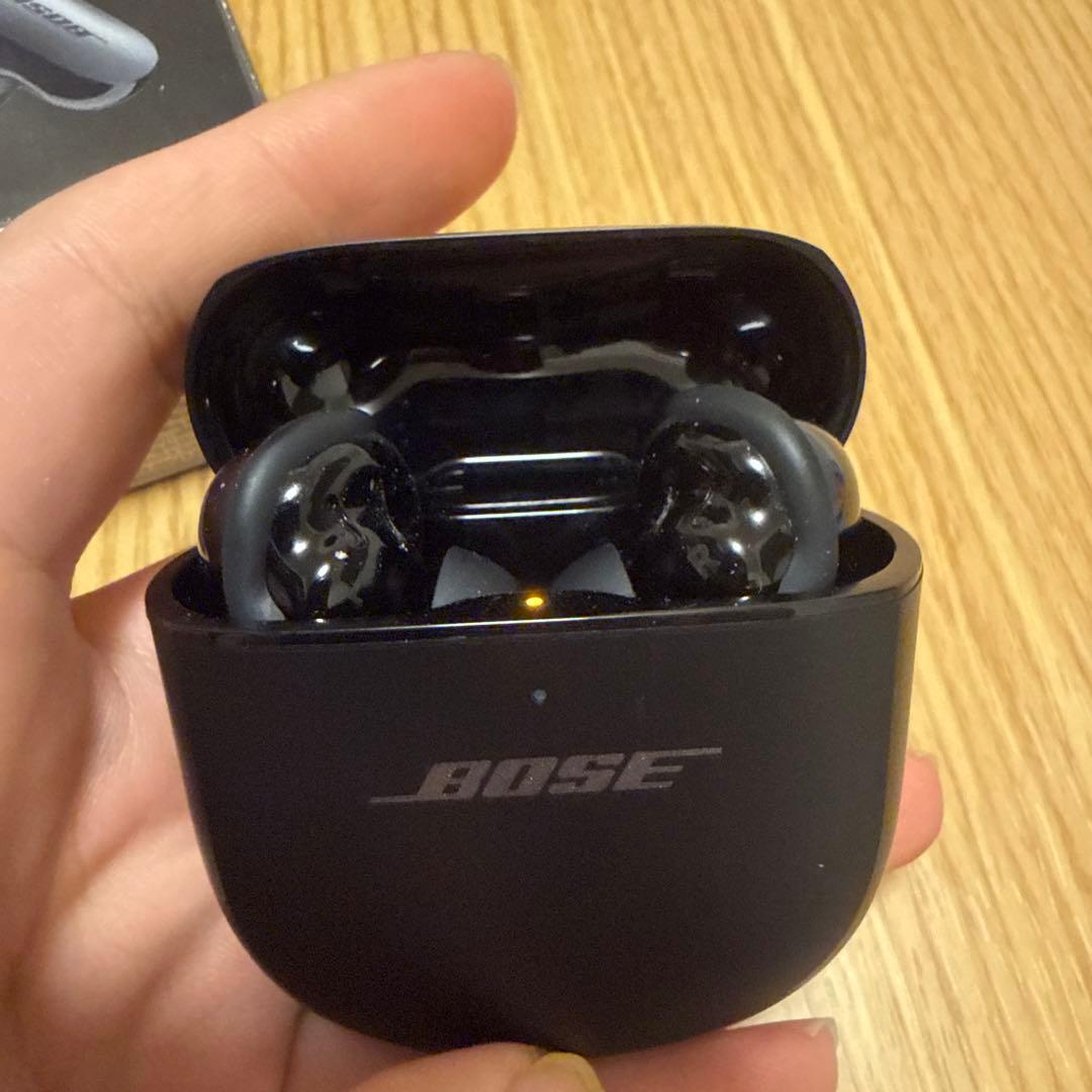 【新品同様】Bose QuietComfort Ultra ワイヤレスイヤホン