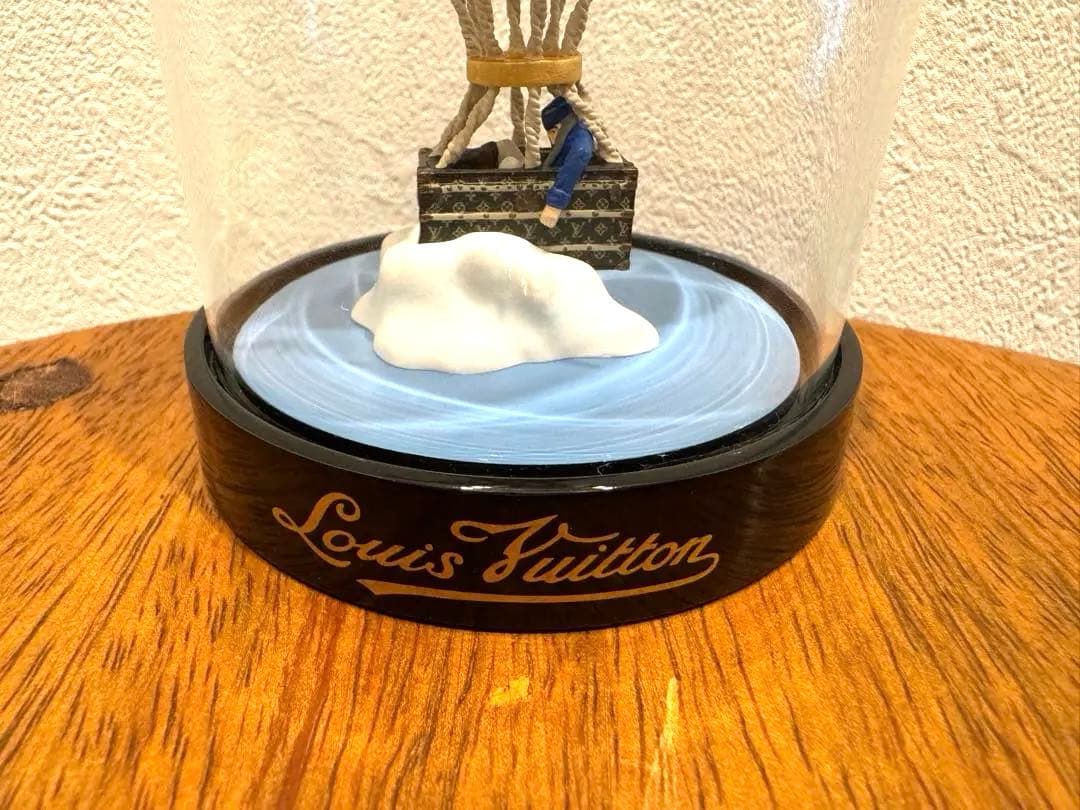 LOUIS VUITTON クリスマス限定ノベルティ品非売品 ドームオブジェ