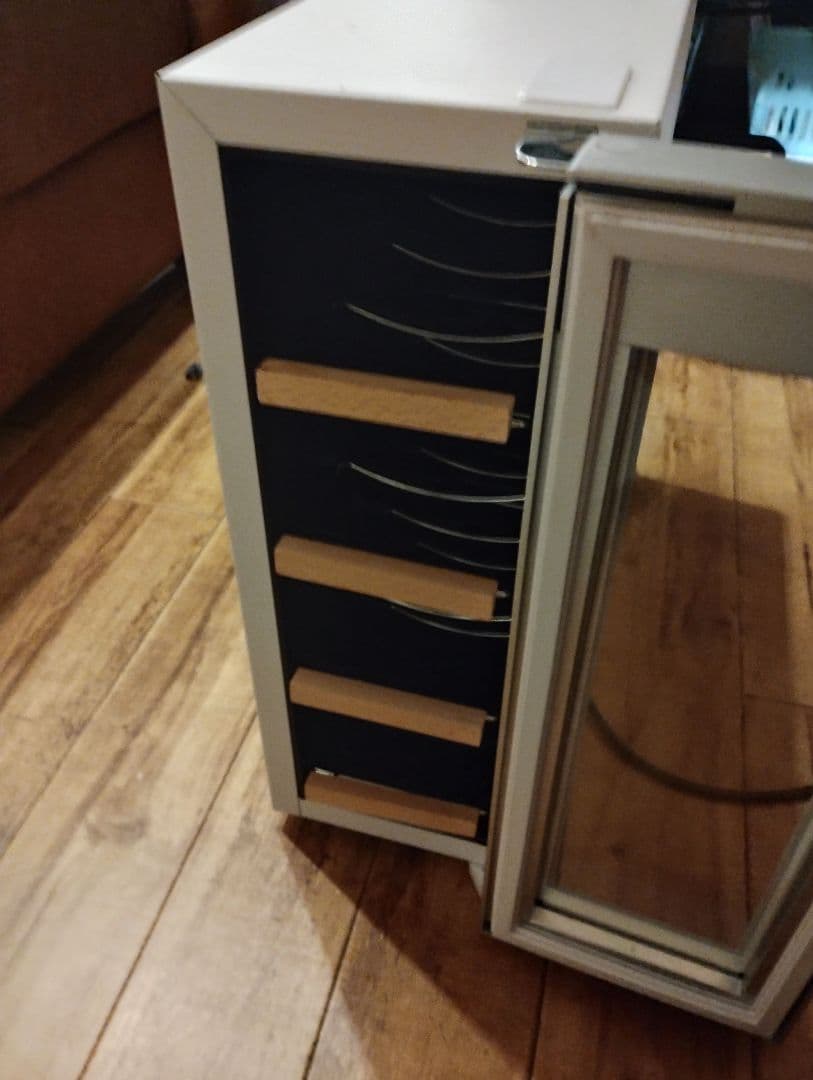 CE-4W ワインセラー 2020年製 ホワイト