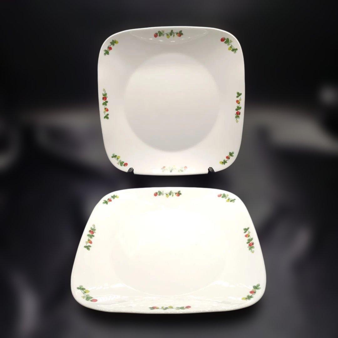 コレ―ル スウィートストロベリ― プレートセット