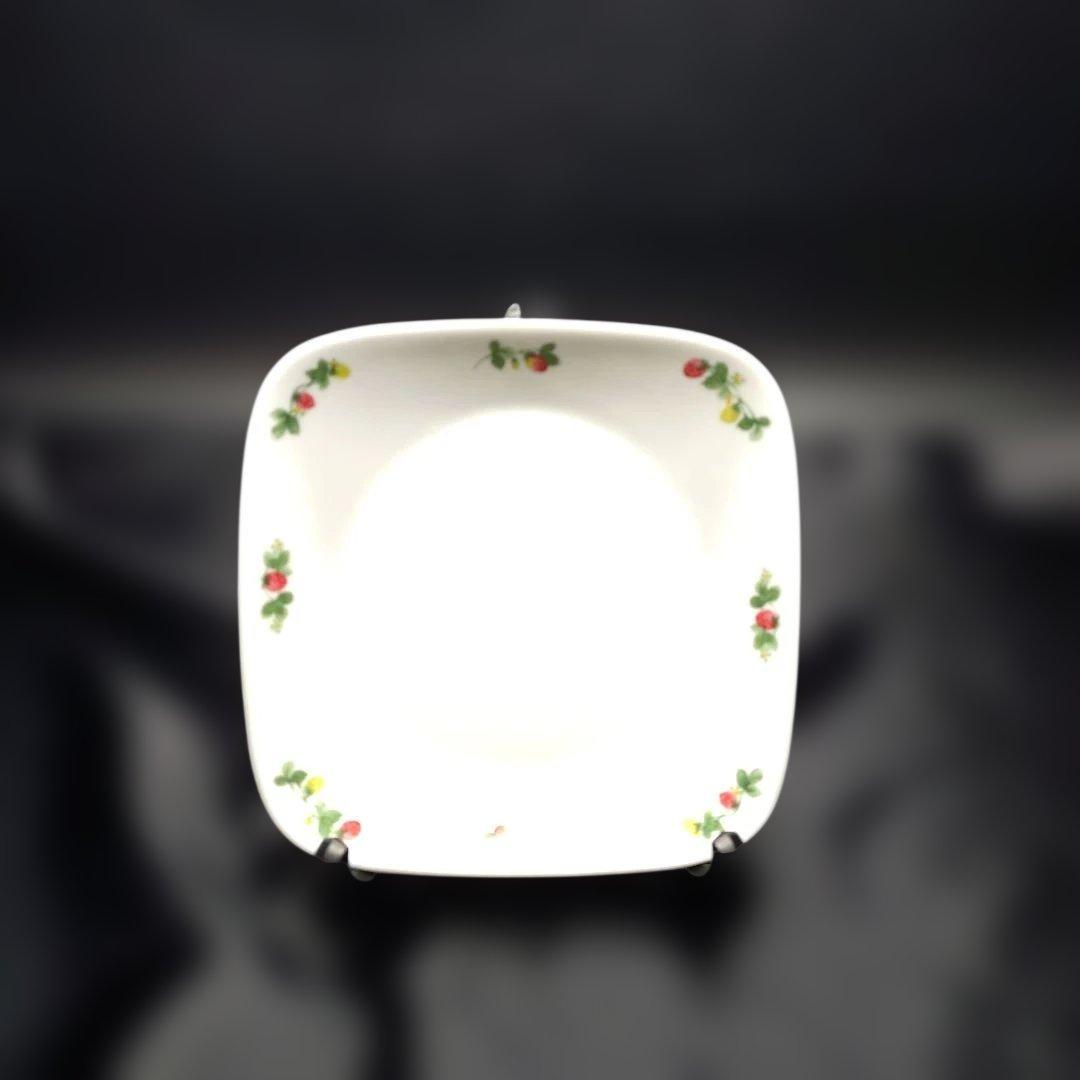 コレ―ル スウィートストロベリ― プレートセット