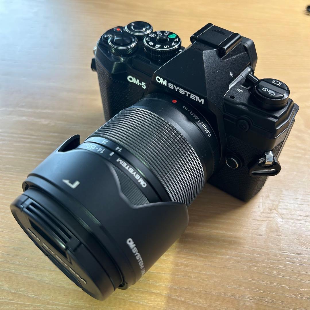 OM SYSTEM OM-5 14-150mm IIレンズキット ブラック