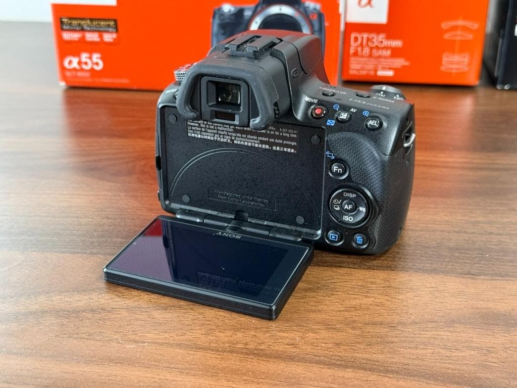 【シャッター数12,988回】SONY α55 ＋ズーム・単焦点レンズ2本セット