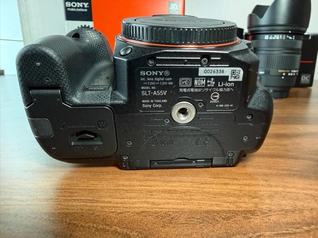 【シャッター数12,988回】SONY α55 ＋ズーム・単焦点レンズ2本セット