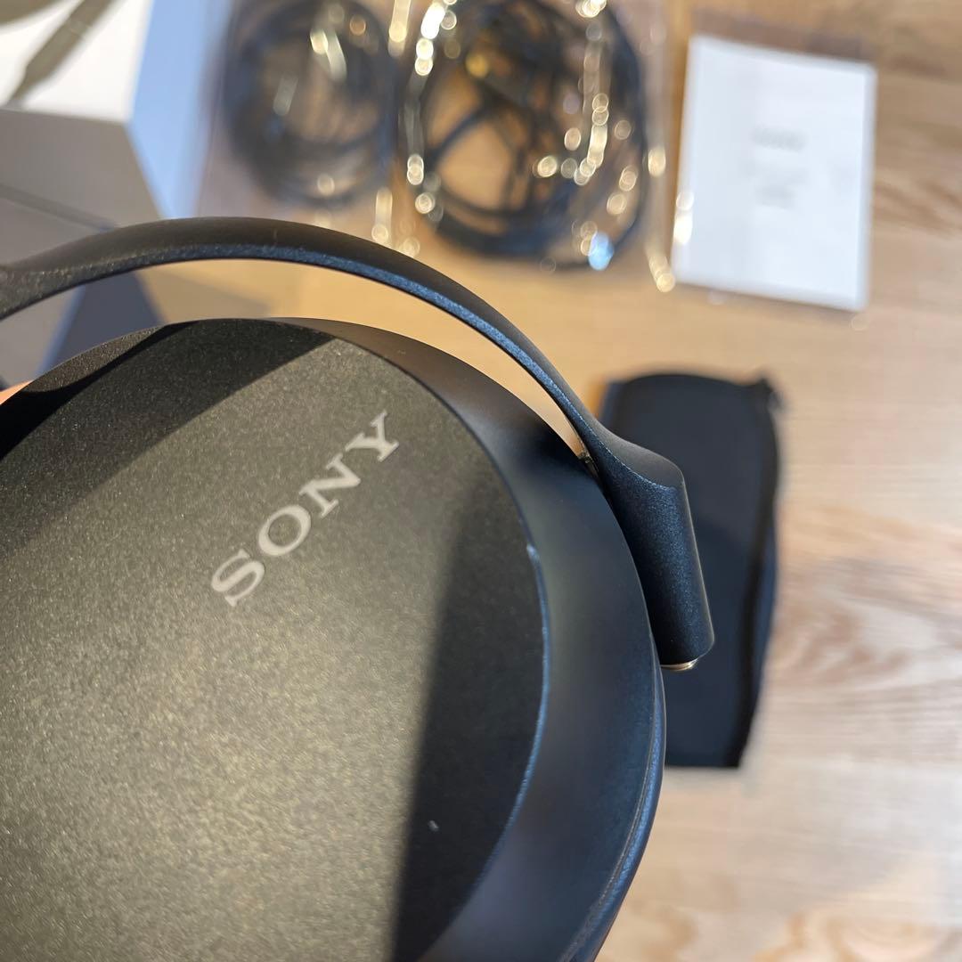 ヘッドホン SONY MDR-Z7M2