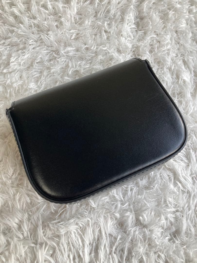 CELINE ブラックショルダーバッグミニ クロード / シャイニーカーフスキン