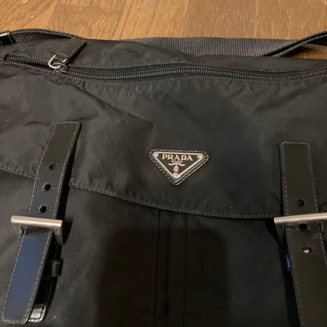 断*!様 PRADA ブラック ショルダーバッグ
