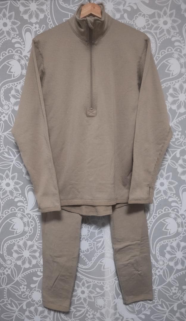 セット/ 米軍 ECWCS ポーラテック L2 プルオーバー+ロングパンツ SR