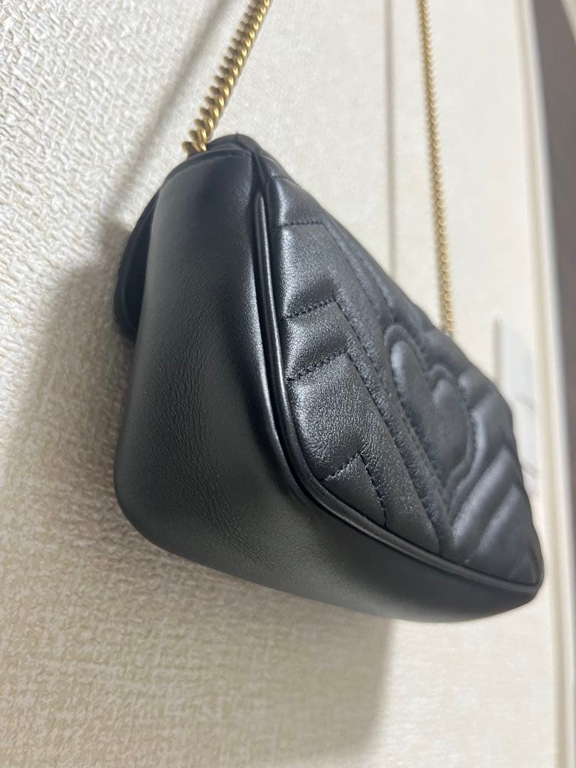 【美品】GUCCI グッチ　キルティングミニショルダーバッグ黒　GGマーモント