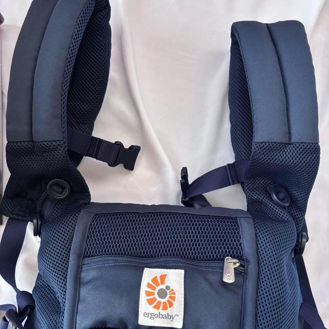 【日本限定】美品✨抱っこ紐　エルゴベビーアダプト　クールエア　紺