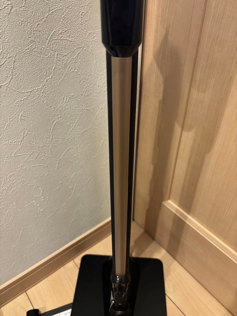 日立 HITACHI コードレスクリーナー 掃除機　PV-BHL4000J