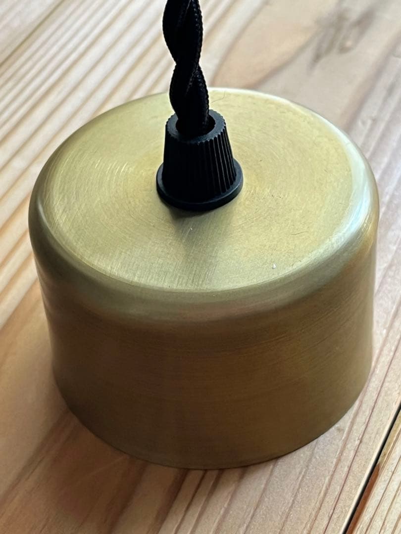 鎚目模様のシェードランプ E26 アルミ、真鍮シーリングカップ付 toolbox