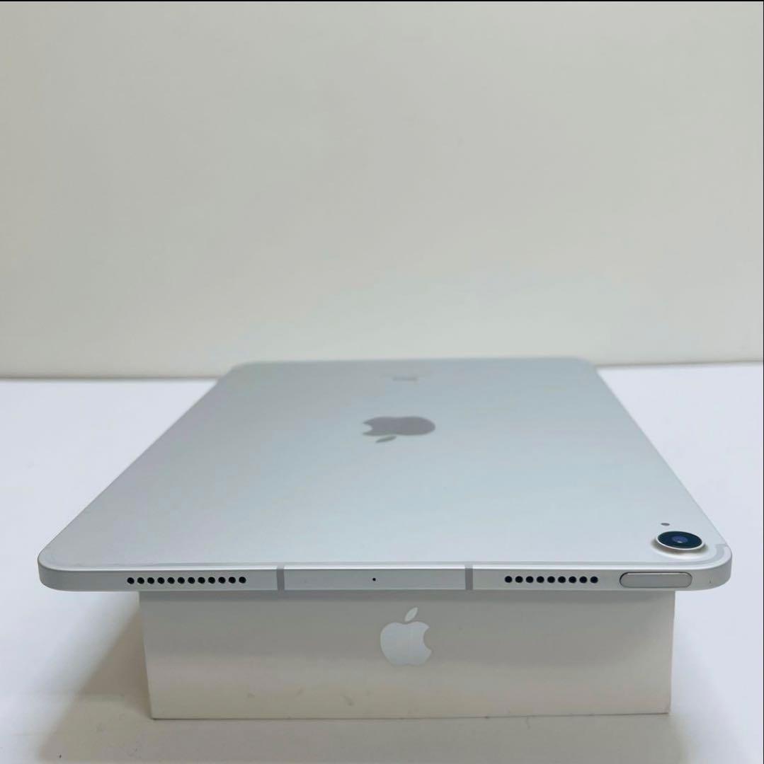 iPad Air 第4世代 64GB Wi-Fi + Cellular 81%