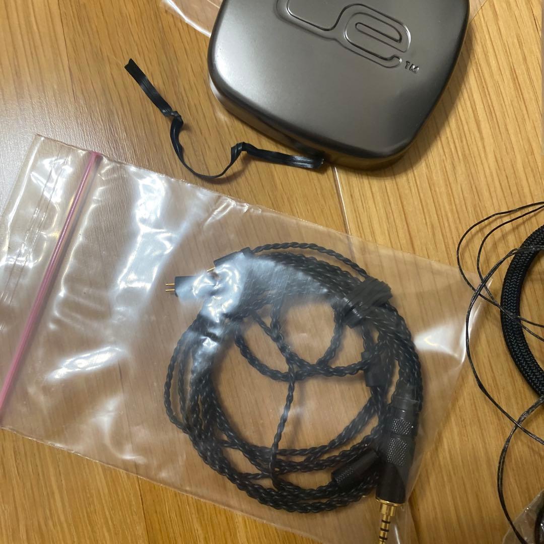 Ultimate Ears TRIPLE.FI 10（TF10)(美品）