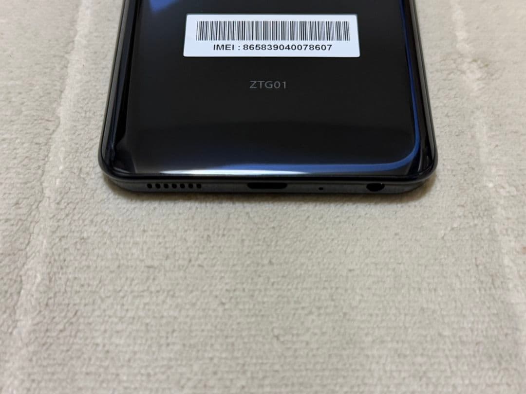 ZTE a1 128GB au版