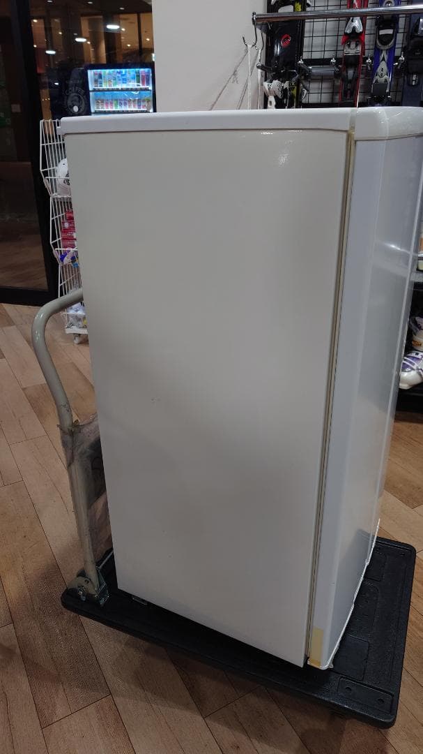 ◆Haier（ハイアール）ノンフロン１００ℓ冷凍庫JF-NU100B