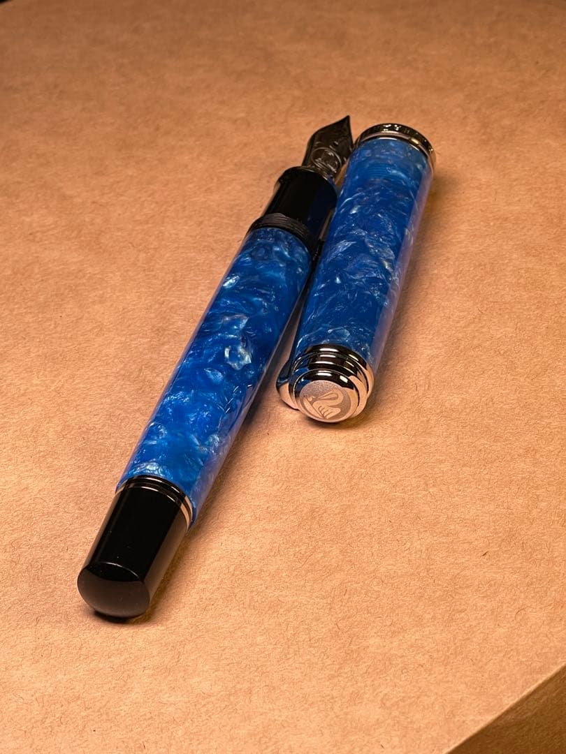 最終値下げ　Pelikanペリカン万年筆M805 ヴァイブラントブルーケース付き