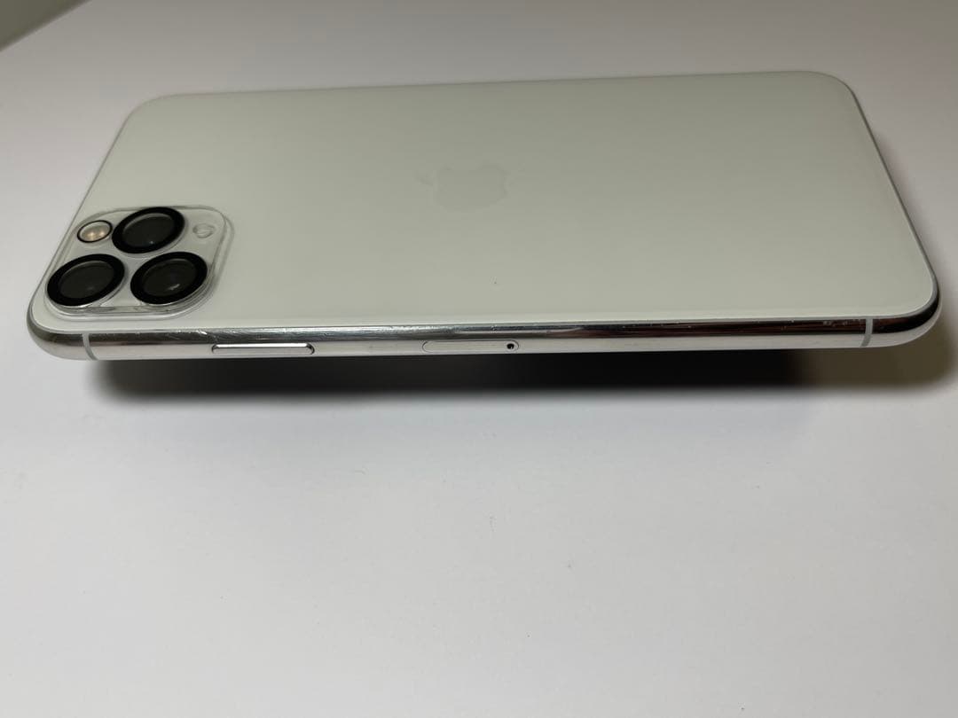 iPhone 11Pro Max シルバー256GB Sim Free!