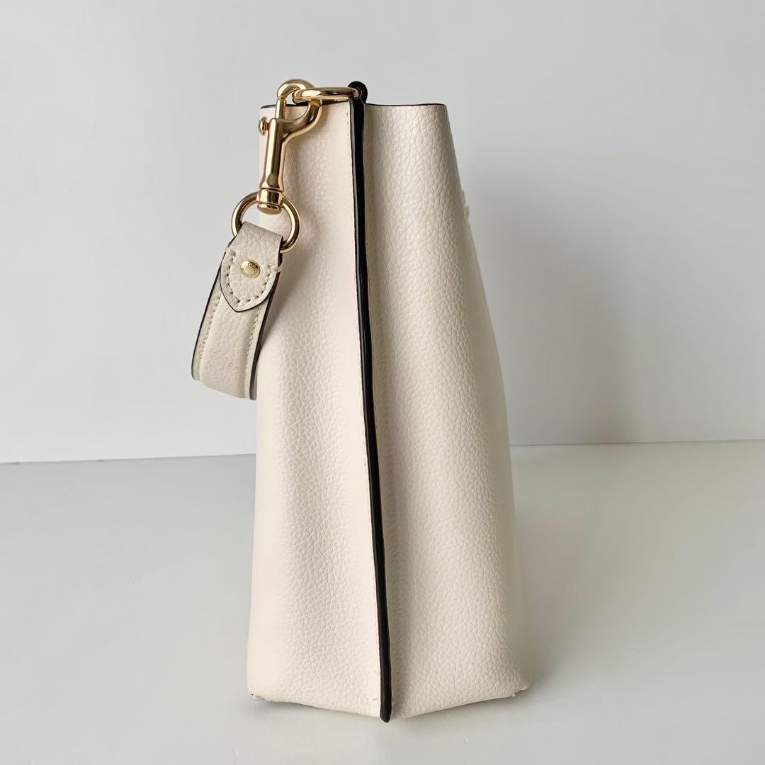【COACH】コーチ　モリー　バケットバッグ　アイボリー　ホワイト　2way