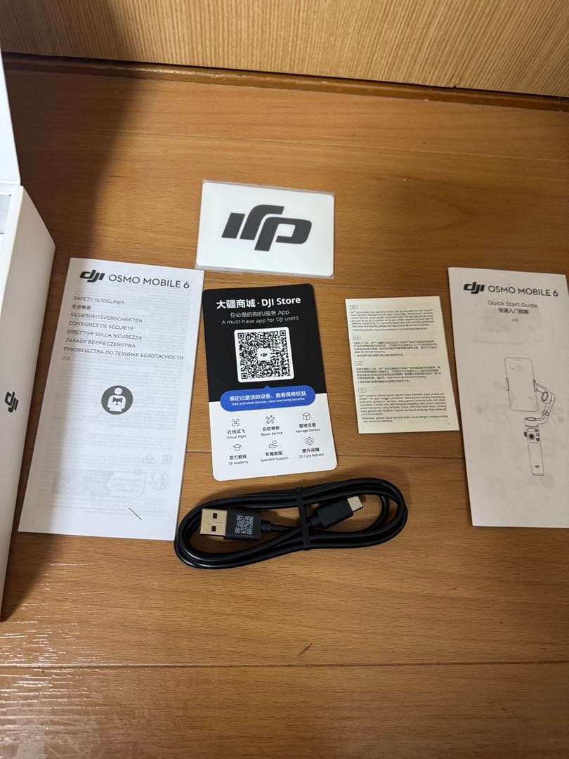 DJI osmo mobile 6 スマホ　スタビライザー　スマートジンバル