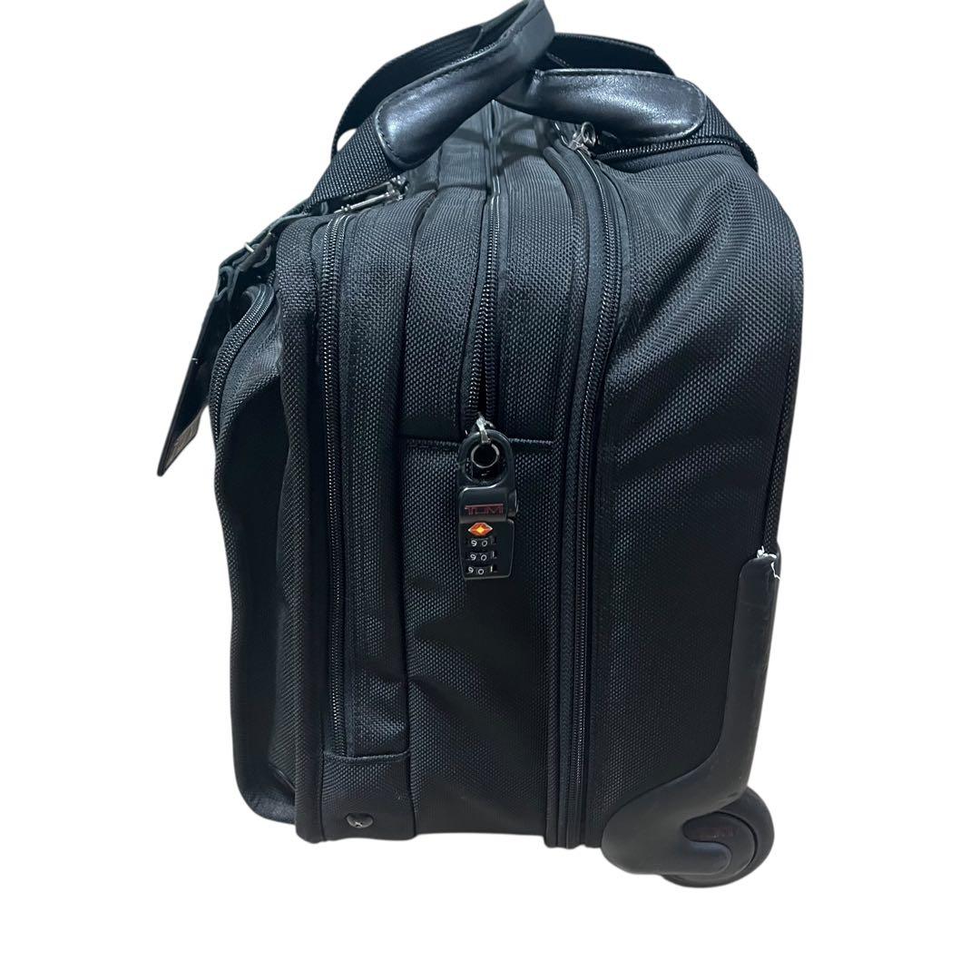 【美品 廃盤品】トゥミ 26104D4 キャリーバッグ　3気室 ナイロン 黒