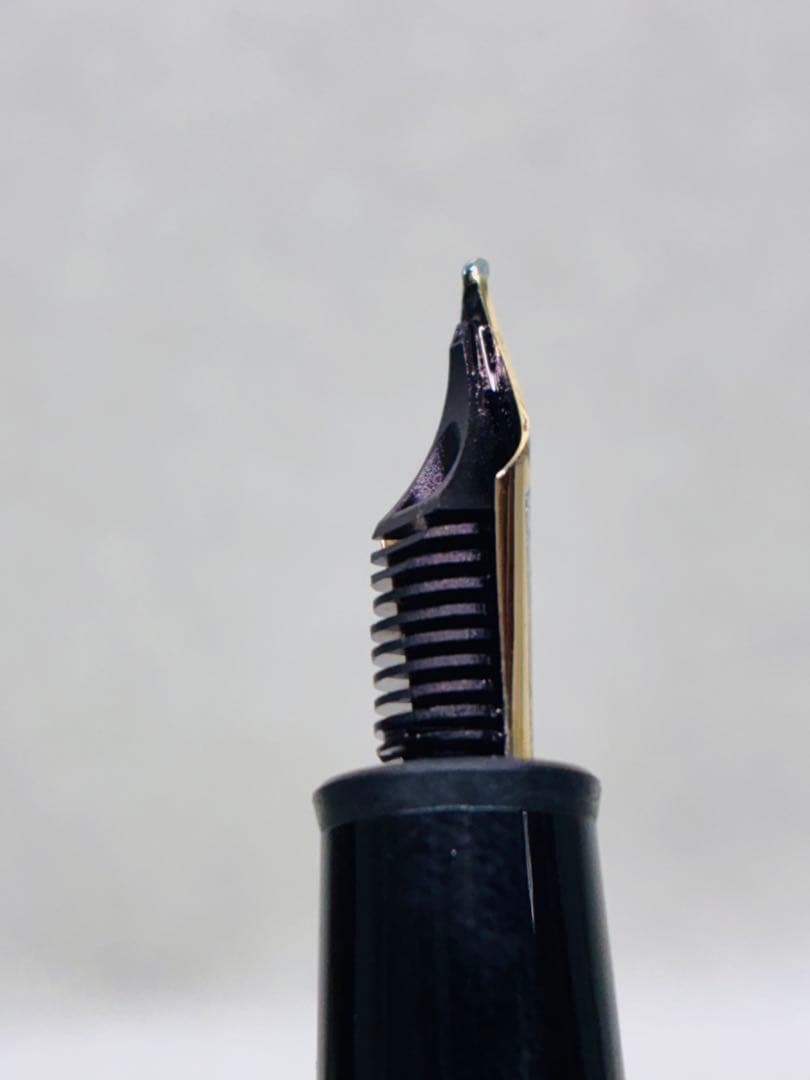 Z4）モンブラン マイスターシュテック 14K 万年筆 4810 14金 585