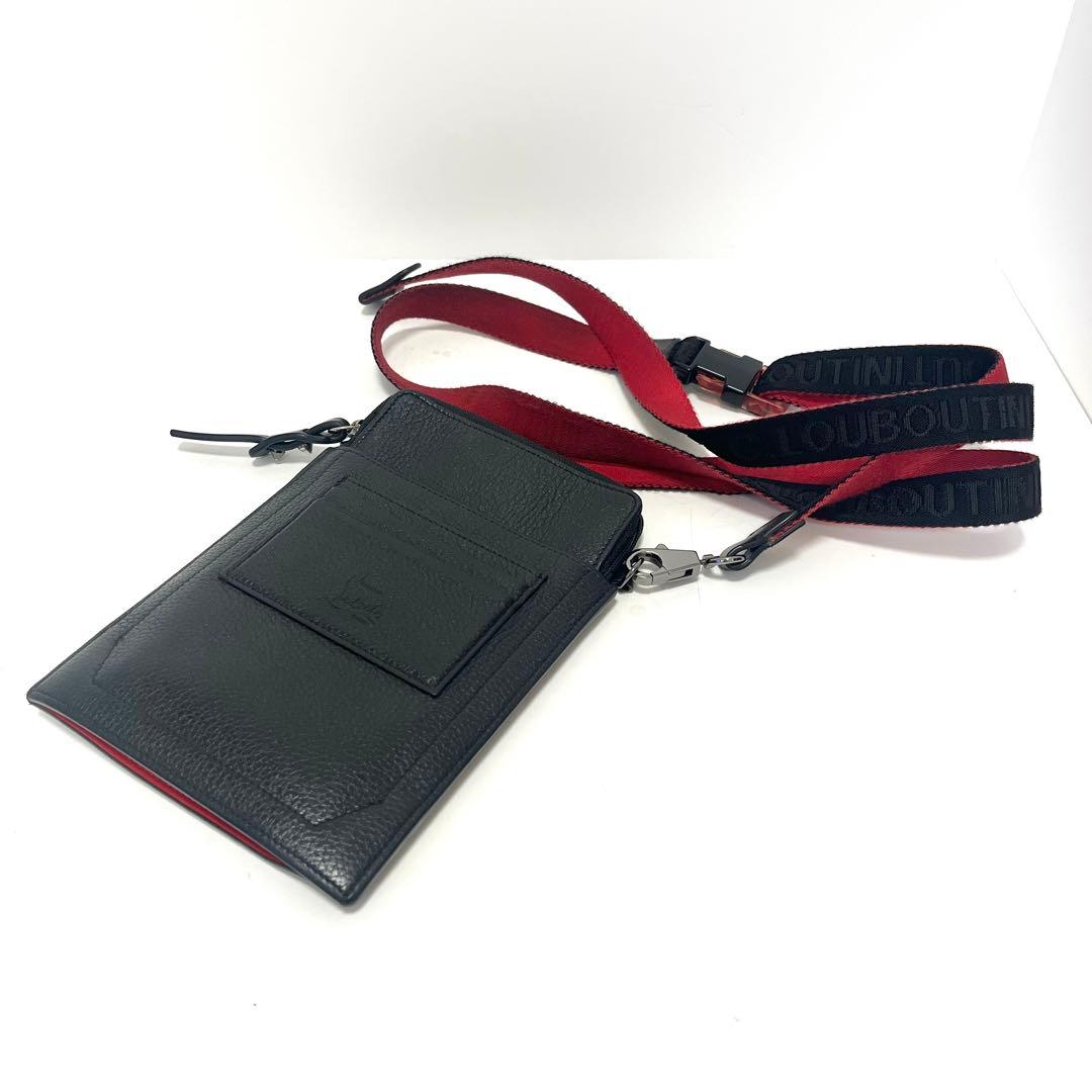 クリスチャン ルブタン ショルダーバッグ ブラック