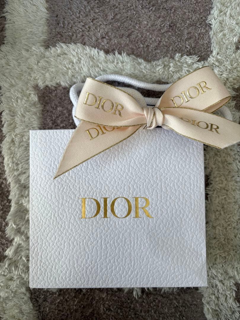 Dior ディオール　ディオールショウ　サンククルール　557 ショッパーつき