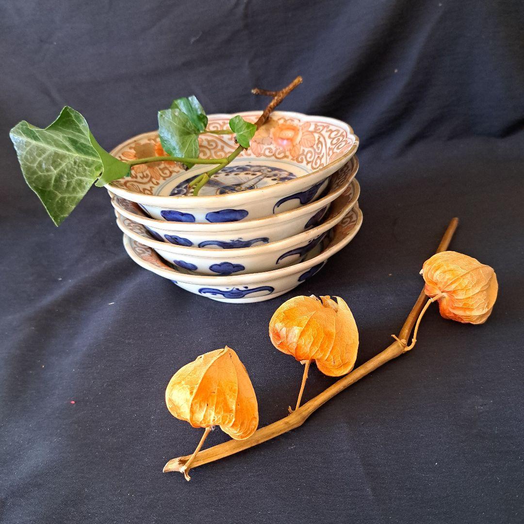 金彩の「花唐草」と向き合ってる「蝶」！古伊万里 皿 4客セット 骨董アンティーク