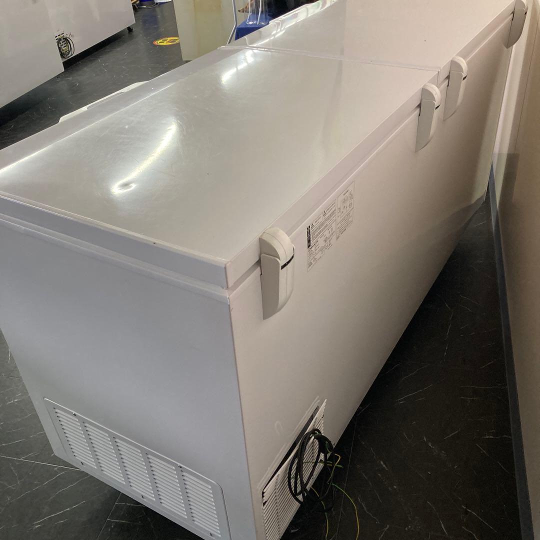 ②レマコム　冷凍ストッカー　560ℓ