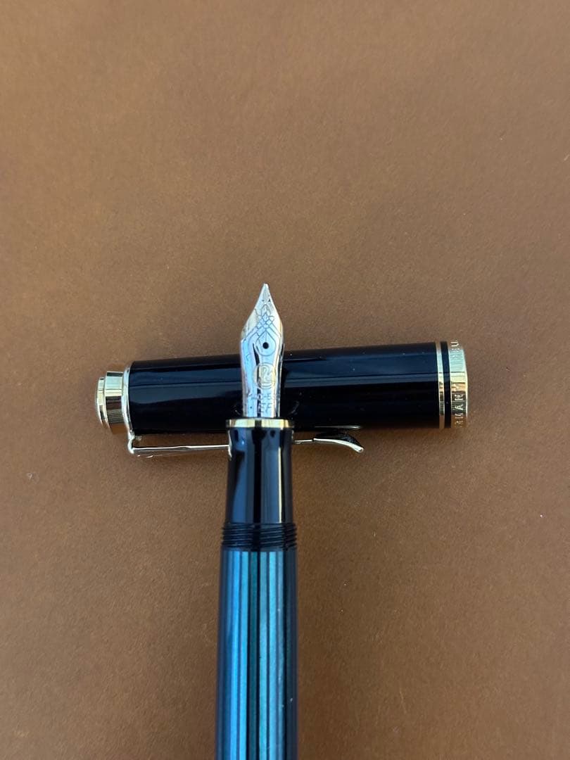 ペリカンスーべレーン　m400とEdelstein オニキスインク