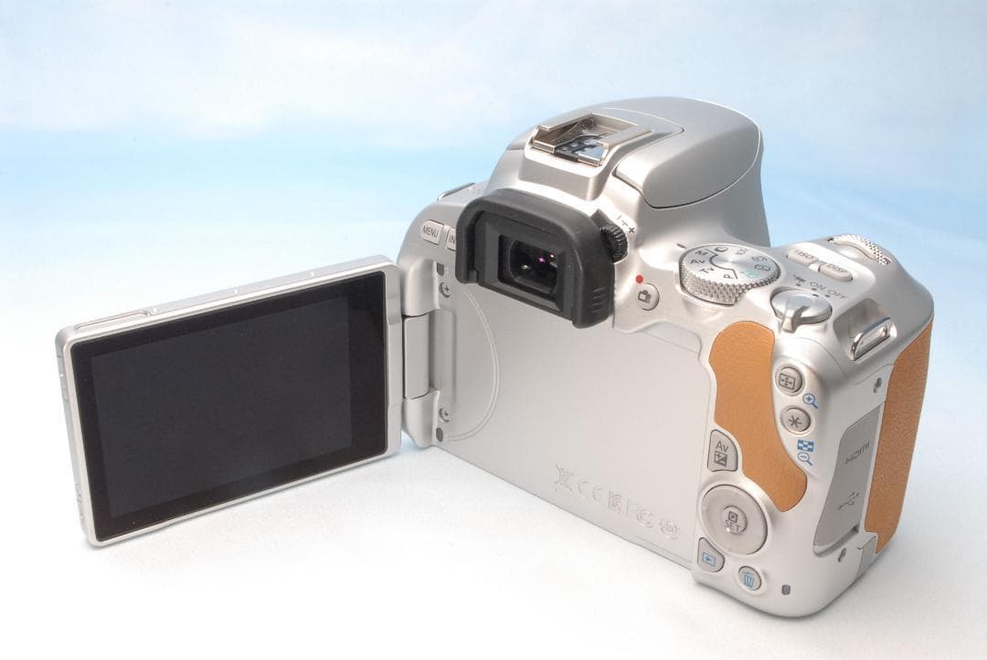 ✨おしゃれカラー✨キヤノン EOS Kiss X9 バッテリー劣化無し かわいい