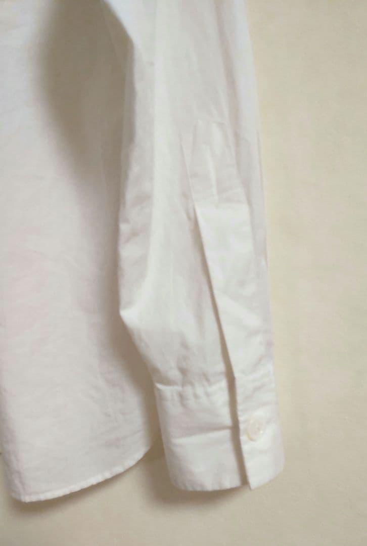 美品※マーガレットハウエル/2025年作・ラッフルフリルシャツ 実物